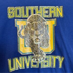 RARE Vintage Southern University Jaguars glitter logo T shirt fits a S/M